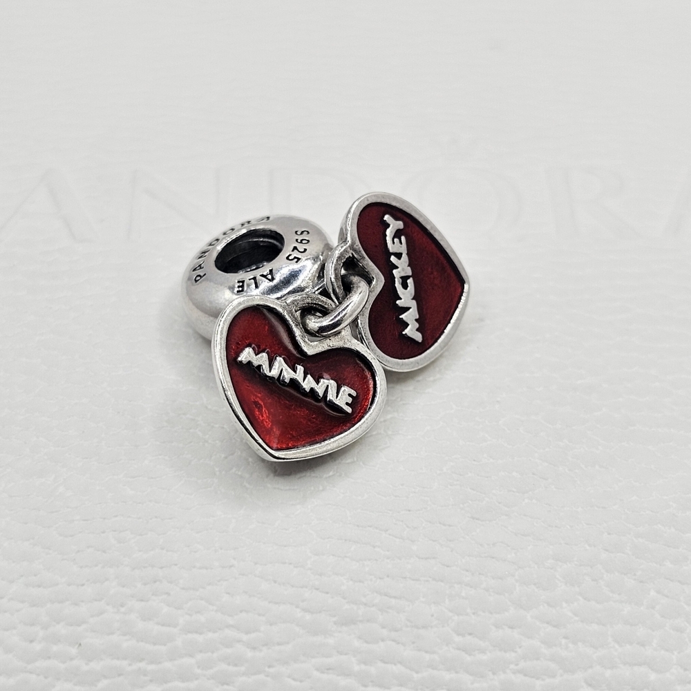 💫AuthenticPandora ⭐️RETIRED⭐️DISNEY MICKEY & MINNIE HEART CHARM